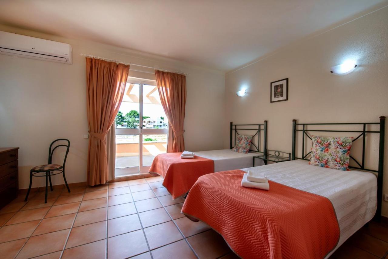 Villas Pinhal Da Falesia อัลบูเฟรา ภายนอก รูปภาพ