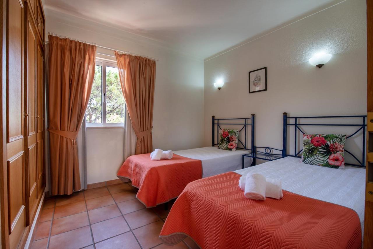 Villas Pinhal Da Falesia อัลบูเฟรา ภายนอก รูปภาพ